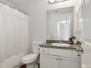 920 Big Tree Drive NW, Issaquah WA 98027