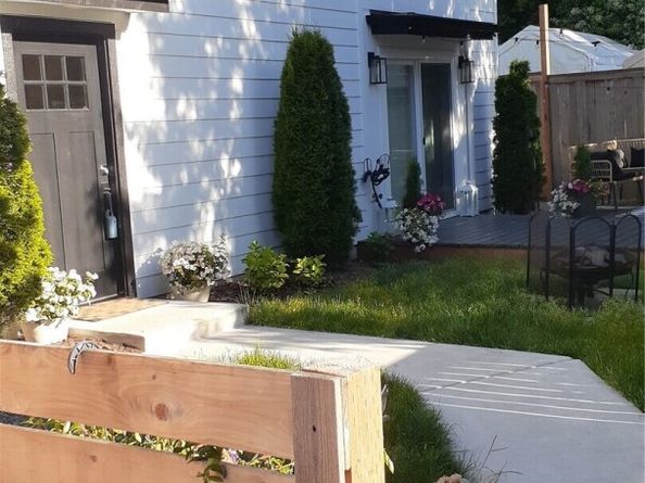 712 NW 95th Street, Seattle WA 98117