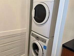 2721 1st Avenue 103, Seattle WA 98121