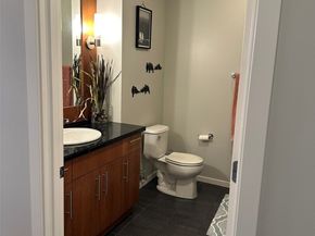 2721 1st Avenue 103, Seattle WA 98121