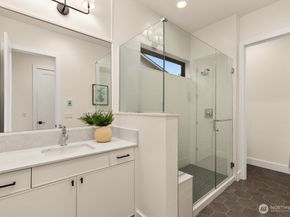 27 Tulalip Key, Bellevue WA 98006