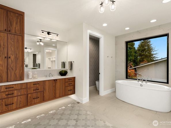 27 Tulalip Key, Bellevue WA 98006