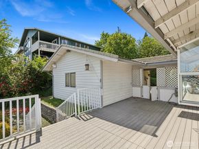 8205 S 123rd Place, Seattle WA 98178