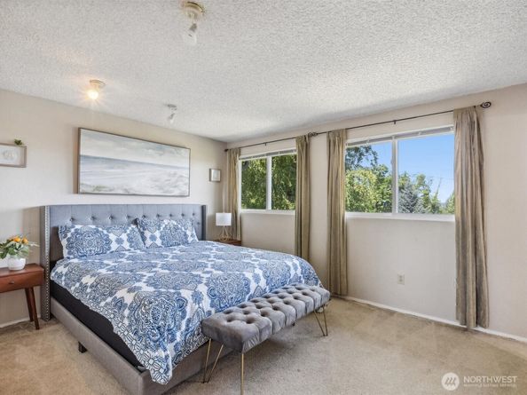 8205 S 123rd Place, Seattle WA 98178