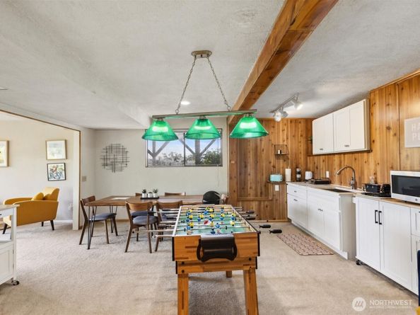 8205 S 123rd Place, Seattle WA 98178