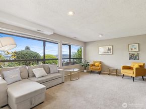 8205 S 123rd Place, Seattle WA 98178