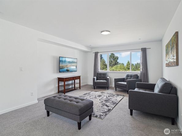 12673 SE 287th Court, Auburn WA 98092