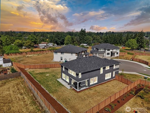 12673 SE 287th Court, Auburn WA 98092