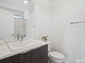 12673 SE 287th Court, Auburn WA 98092