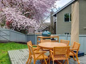 6304 110th Avenue NE, Kirkland WA 98033