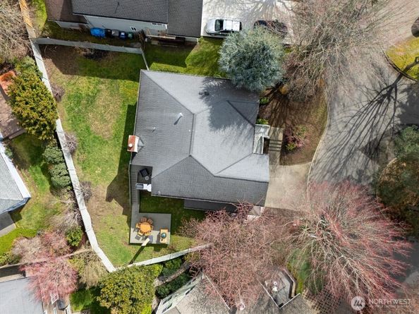 6304 110th Avenue NE, Kirkland WA 98033