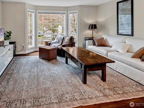 6304 110th Avenue NE, Kirkland WA 98033