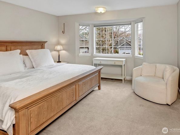 6304 110th Avenue NE, Kirkland WA 98033