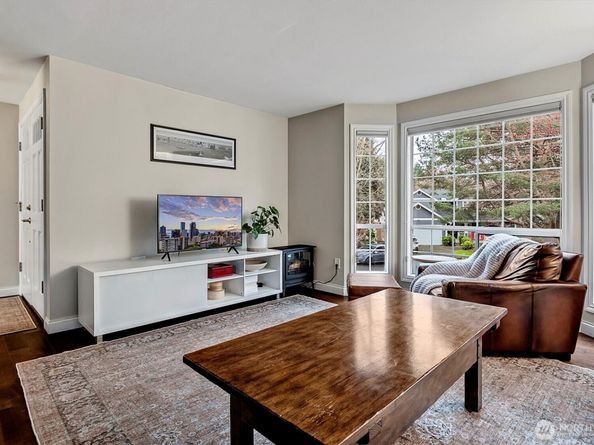 6304 110th Avenue NE, Kirkland WA 98033
