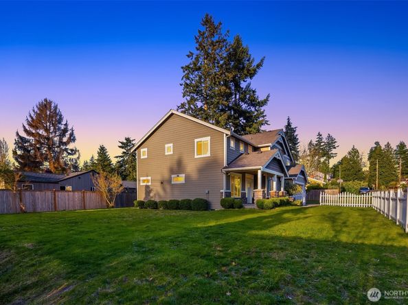 12204 Ashworth Avenue N, Seattle WA 98133
