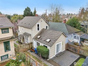 1420 N 50th Street, Seattle WA 98103