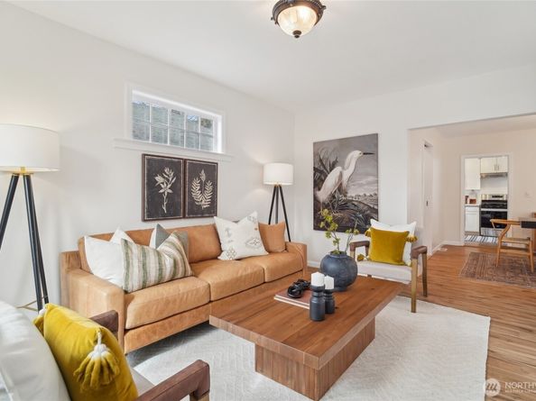 1420 N 50th Street, Seattle WA 98103