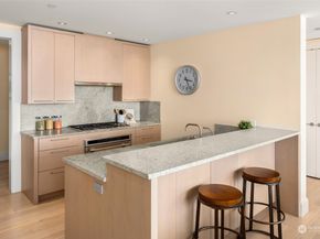 1521 2nd Avenue 904, Seattle WA 98101