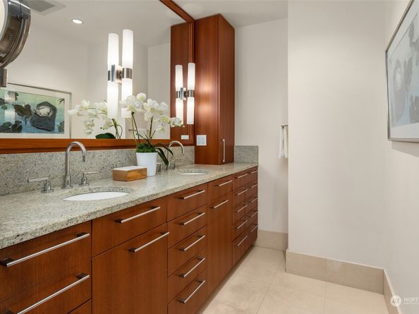 1521 2nd Avenue 904, Seattle WA 98101