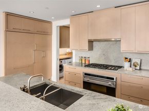 1521 2nd Avenue 904, Seattle WA 98101