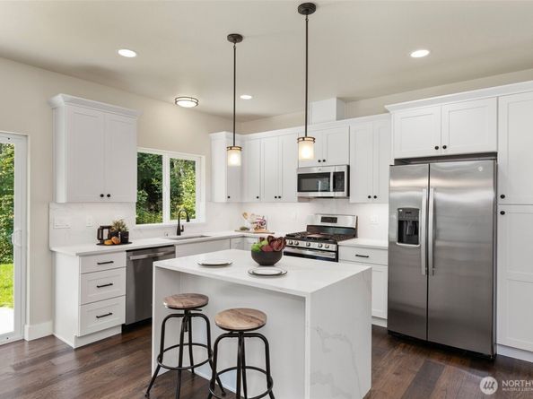 36671 Tamarack Drive NE, Hansville WA 98340