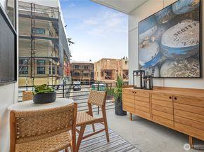 18809 99th Place NE B, Bothell WA 98011