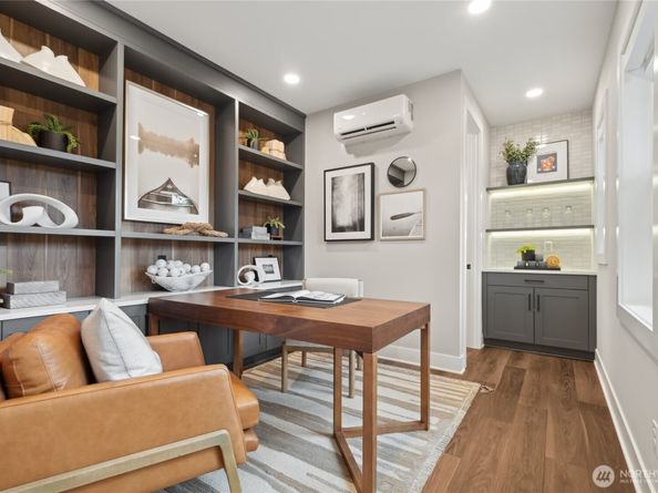 18809 99th Place NE B, Bothell WA 98011