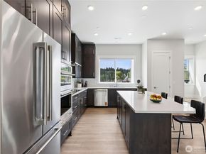 18809 99th Place NE B, Bothell WA 98011