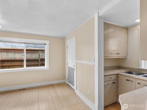 4116 25th Avenue SW, Seattle WA 98106