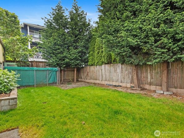 4116 25th Avenue SW, Seattle WA 98106