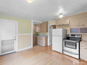 4116 25th Avenue SW, Seattle WA 98106
