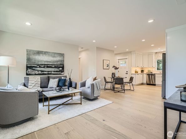 524 27th Avenue, Seattle WA 98122