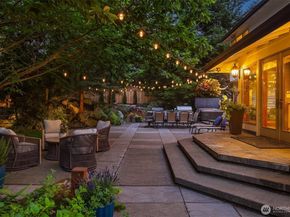 18121 NE 129th Place, Redmond WA 98052