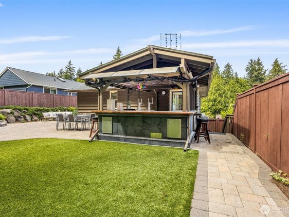 1309 NW Norcross Way, Seattle WA 98177