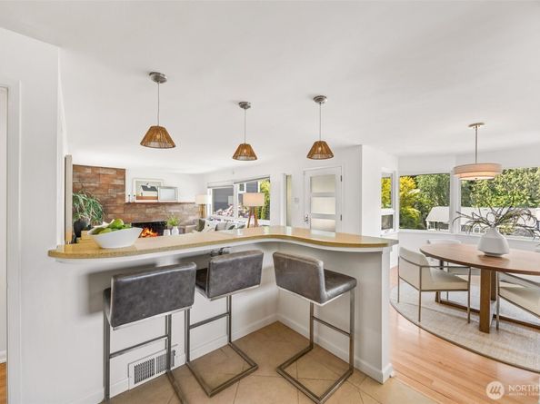 1309 NW Norcross Way, Seattle WA 98177