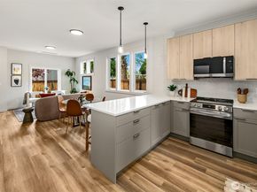 704 N 107th Street, Seattle WA 98133