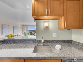 720 Lakeside Avenue S 406, Seattle WA 98144