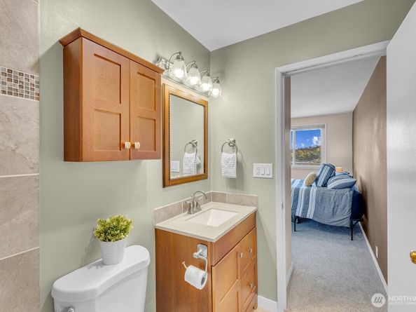720 Lakeside Avenue S 406, Seattle WA 98144