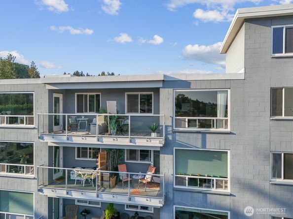720 Lakeside Avenue S 406, Seattle WA 98144
