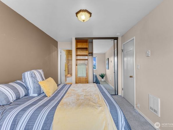 720 Lakeside Avenue S 406, Seattle WA 98144