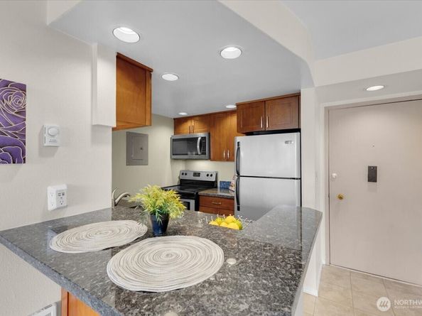 720 Lakeside Avenue S 406, Seattle WA 98144
