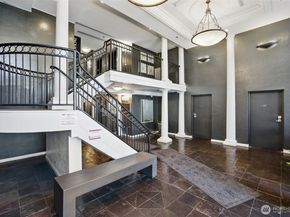 425 Vine Street 513, Seattle WA 98121