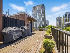 425 Vine Street 513, Seattle WA 98121