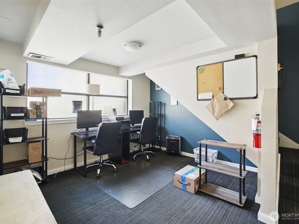 425 Vine Street 513, Seattle WA 98121