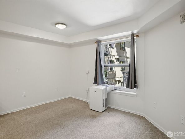 425 Vine Street 513, Seattle WA 98121