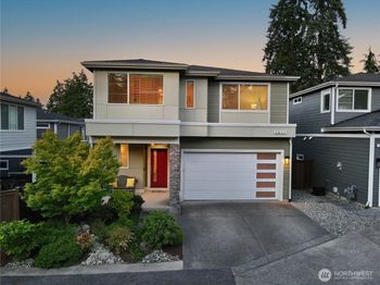 3071 S 276th Court