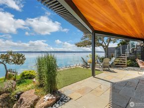 12055 30th Avenue SW, Burien WA 98146