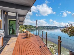 12055 30th Avenue SW, Burien WA 98146