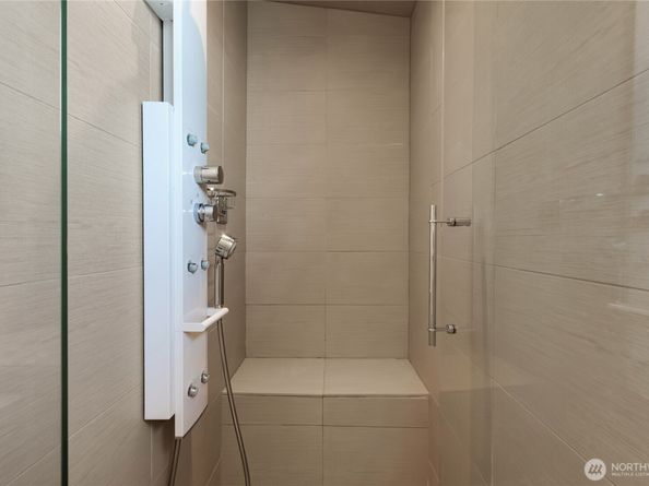 12055 30th Avenue SW, Burien WA 98146