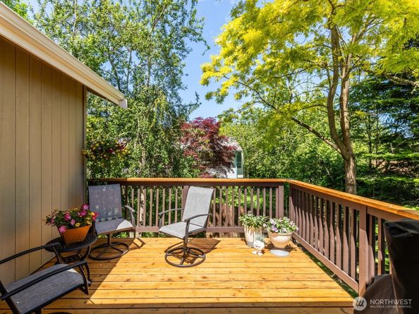 226 Alnus Way, Bremerton WA 98310